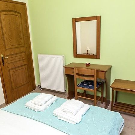 Iliopetro Hotel Monemvasía Екстериор снимка